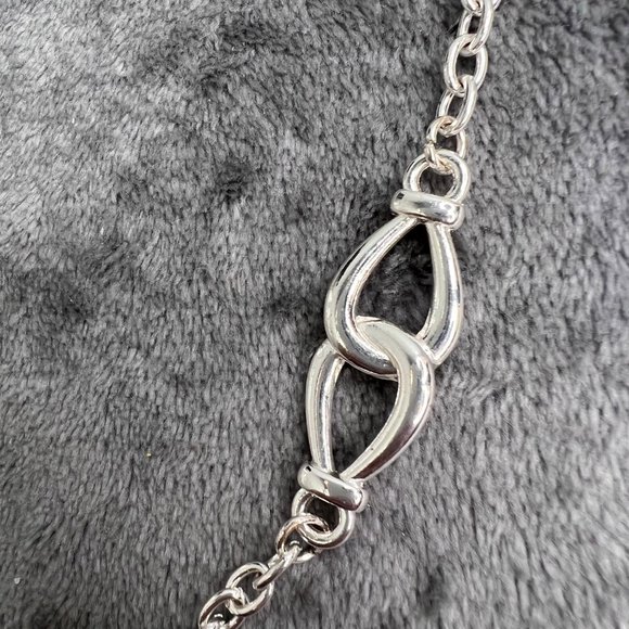 Liz Claiborne LC Silver Tone Necklace Eternal Links Long Layering Chain 40 in - Picture 4 of 7